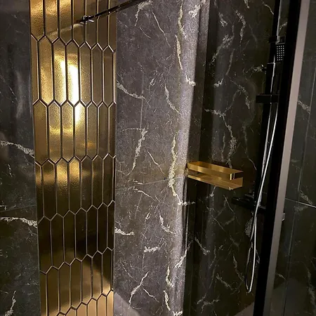 La Genève - Jacuzzi Privé&séjour Luxe Apartamento